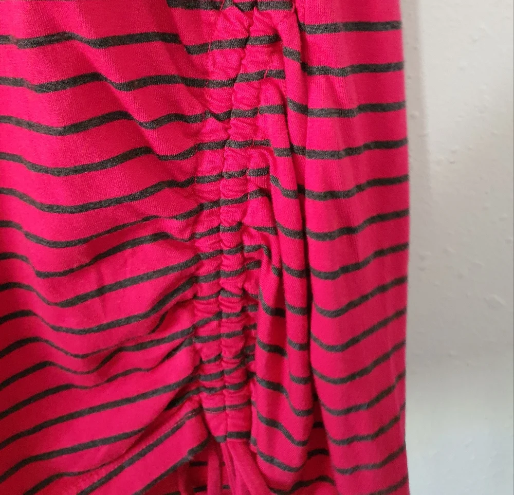 Three Dots Rouched Top - Picture 8 of 8